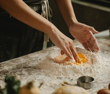 ciasto deserowe: wałkowane francuskie ptysiowe kruche i inne