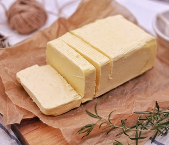 masło czy margaryna: co jest lepszym wyborem