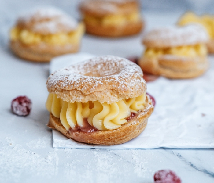 paris brest z kremem waniliowym bam i malinami