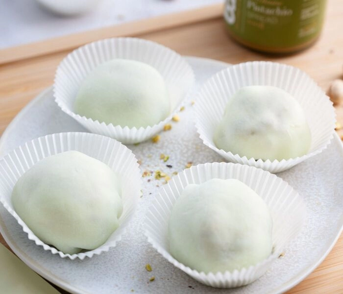 lody mochi z pastą pistacjową bam